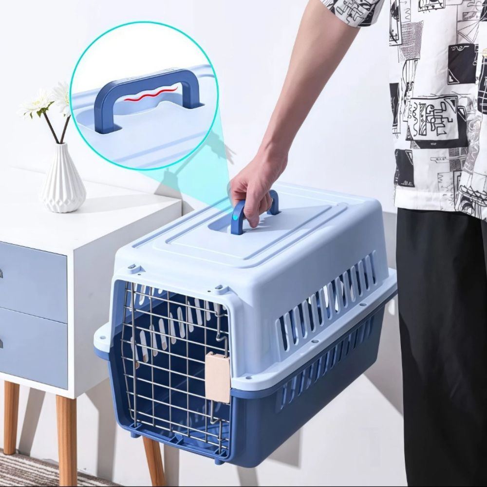 Cozy Paws Plastic Pet Carrier with Metal Door – 48*32*30cm – Mixed Colours