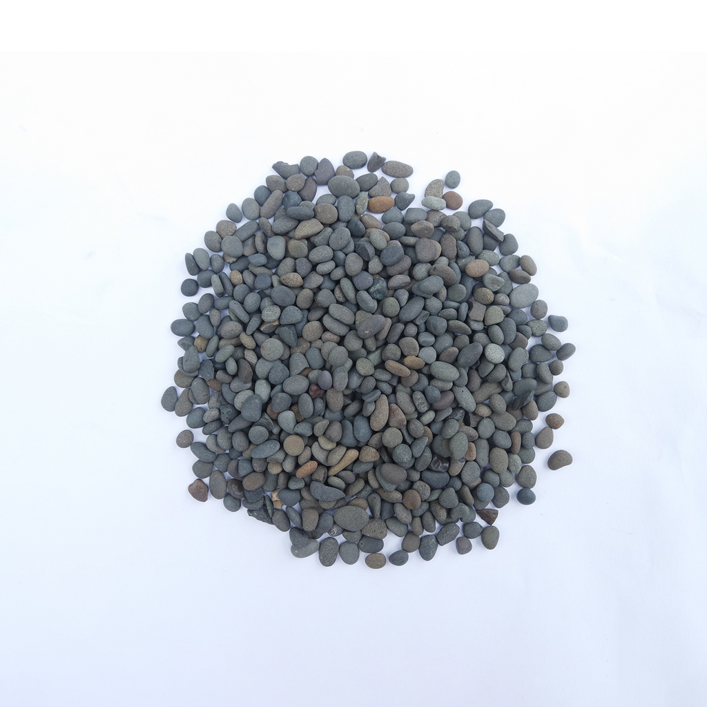 Natural Black Gravel, 3-5 mm, 8 kg